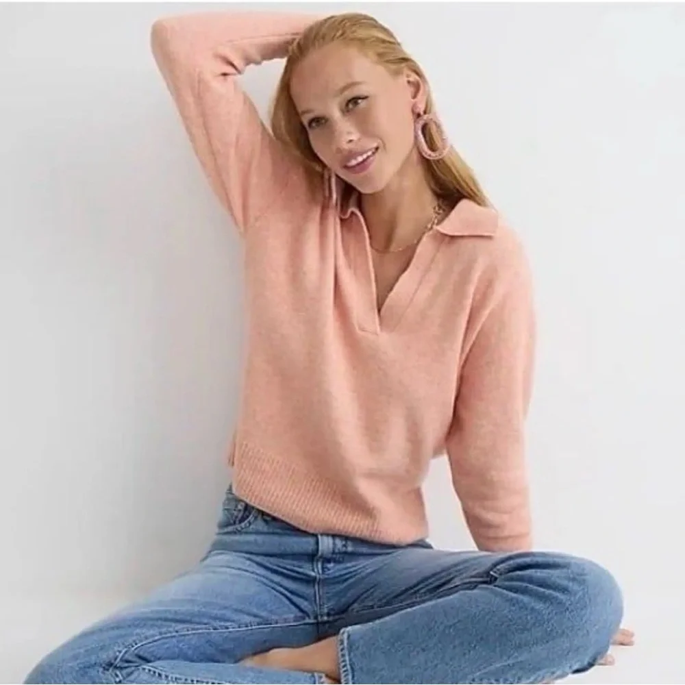 J. Crew Collared V-Neck Sweater in Supersoft Yarn Coral Pink Size Small NWT